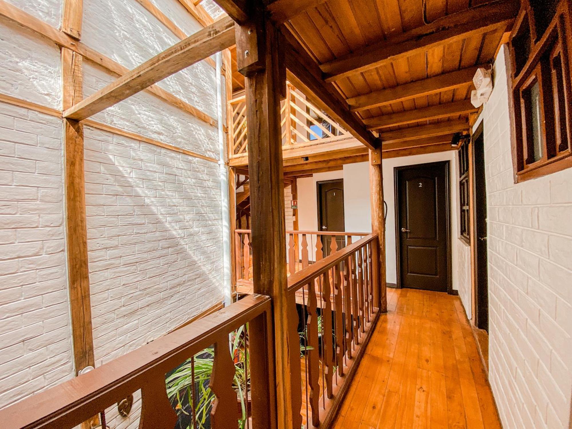 Chuza Longa Home Guamote Екстериор снимка