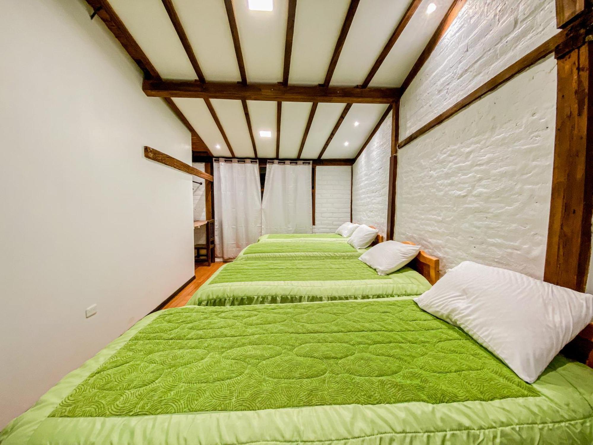 Chuza Longa Home Guamote Екстериор снимка