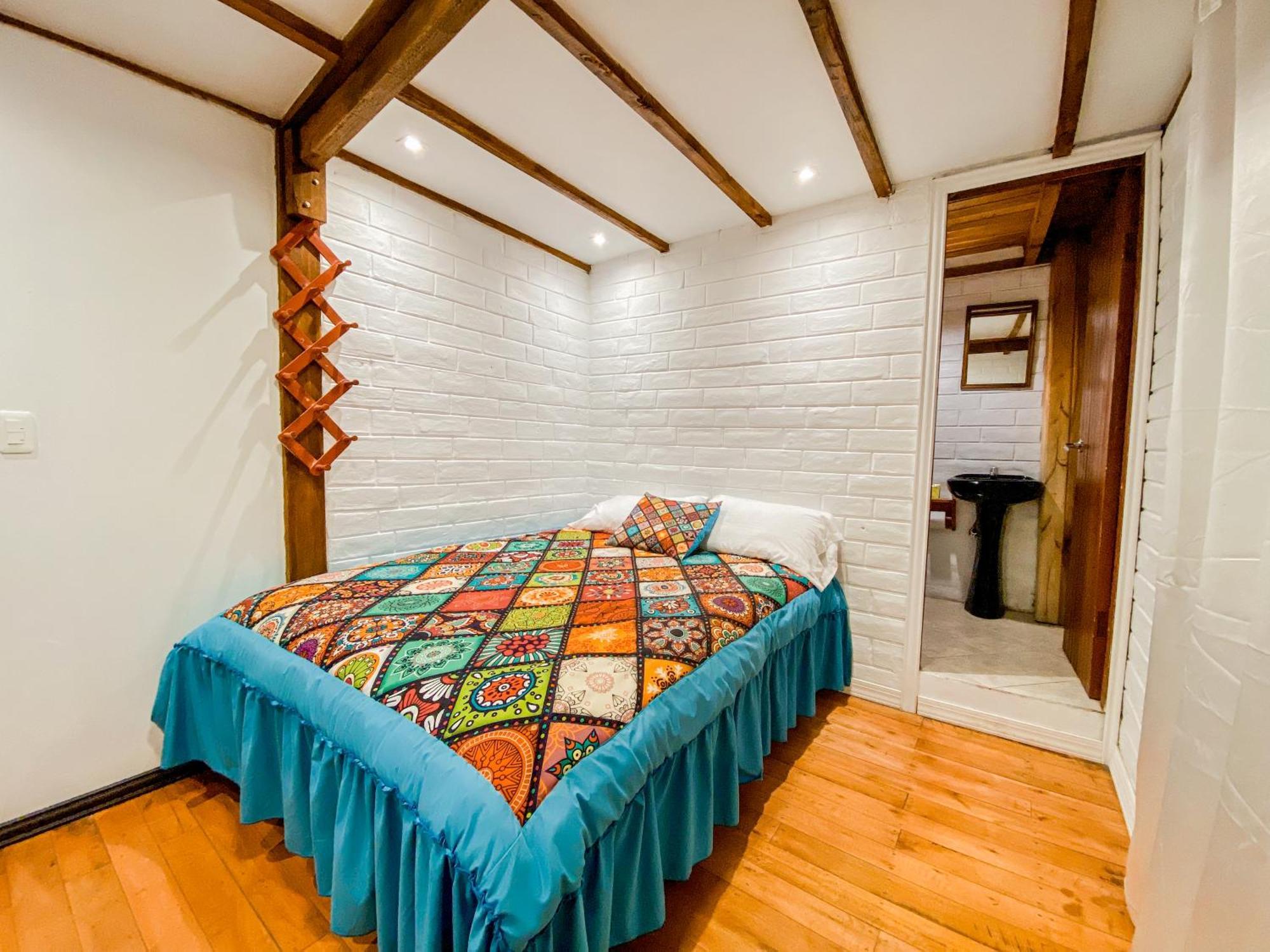 Chuza Longa Home Guamote Екстериор снимка
